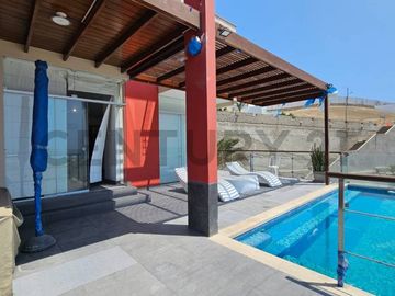 CONDOMINIO LAS PALMERAS: Un Oasis de Privacidad y Elegancia