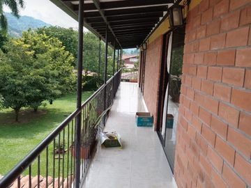 SE VENDE EXCELENTE TEMPERADERO EN SANTAGUEDA.
