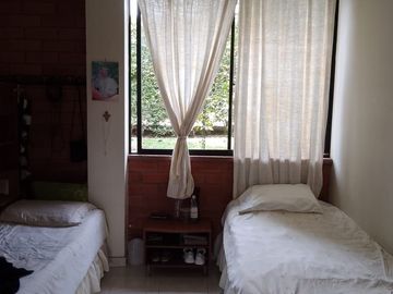 SE VENDE EXCELENTE TEMPERADERO EN SANTAGUEDA.
