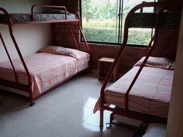 SE VENDE EXCELENTE TEMPERADERO EN SANTAGUEDA.