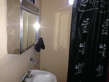 Casa para 2 Familias en venta en Wilde Este
