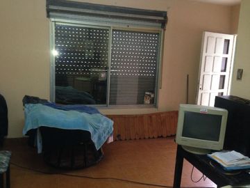 Casa para 2 Familias en venta en Wilde Este