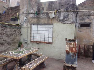 Casa para 2 Familias en venta en Wilde Este