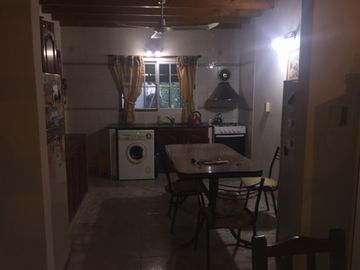 Venta De Casa En Moreno, Calle El Salvador