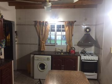Venta De Casa En Moreno, Calle El Salvador