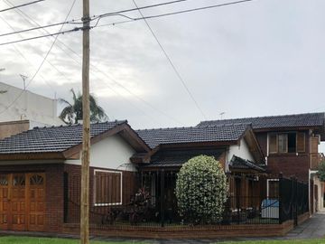 Vendo hermoso chalet zona barrio Don Bosco