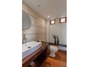 casa en arriendo/venta en sierras del moral-usaquén. Cod V4498