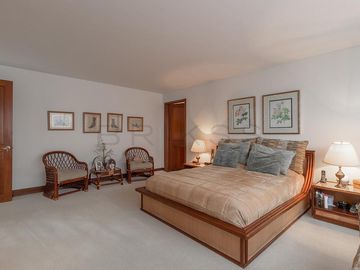 casa en arriendo/venta en sierras del moral-usaquén. Cod V4498