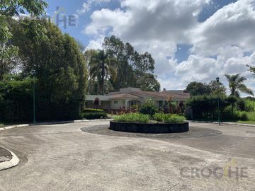 TERRENO EN VENTA EN XALAPA FRACC. EL MANANTIAL LOTE 16
