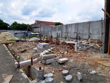 Rumah Cluster Baru dekat Jalan Raya Bebas Banjir di Pamulang, Tangerang Selatan