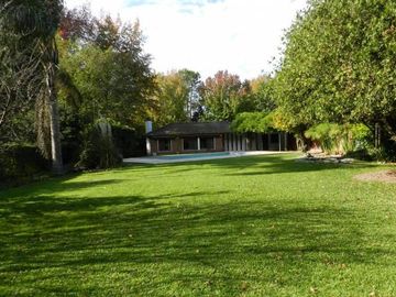 Espectacular Casa tipo Chalet - Bo. Abierto Los Naranjos - Ing. Maschwitz - Escobar