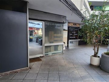 Local Comercial en arriendo en P. de Valdivia c/ Providencia