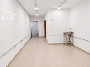 Local Comercial en arriendo en P. de Valdivia c/ Providencia