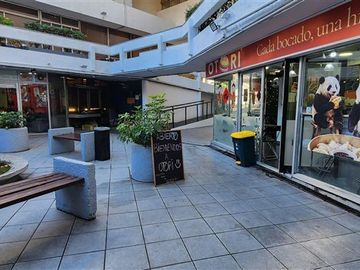 Local Comercial en arriendo en P. de Valdivia c/ Providencia