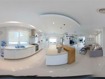 Exclusiva casa en venta en Adrogué Chico