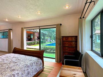 Casa en venta en Avándaro para 20 personas a 2 cuadras del centro en Valle de Bravo