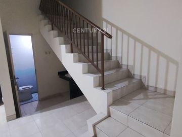Rumah Siap Huni Di Cluster Ifolia 4 KT 4 KM Semi Furnished