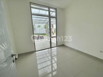 Disewakan Cepat Rumah Luas 150M Pantai Indah Kapuk 2