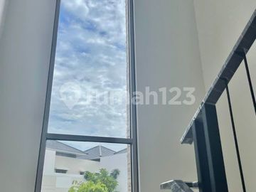 Disewakan Cepat Rumah Luas 150M Pantai Indah Kapuk 2