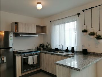 CASA EN VENTA EN ZAKIA ZONA ZIRE EL MARQUES QUERETARO GAA