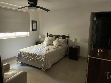 CASA EN VENTA EN COL. FLORES, TAMPICO