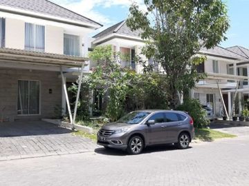 RUMAH Greenhill Citraland utara cluster terdepan, UMSSE