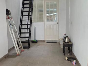 Di sewakan Rumah 2 lantai di Puri Cinere