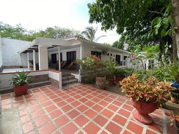 casa en venta en pradomar. Cod V26010