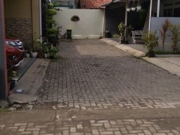 Rumah siap huni bebas banjir di bintara akses jalan luas