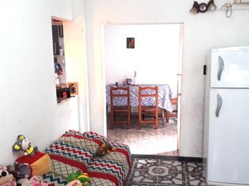 OPORTUNIDAD!! EXC. PH 3 AMBIENTES + PATIO, LOTE DE 100m2 EN VILLA SANTOS TESEI, HURLINGHAM