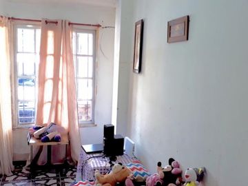 OPORTUNIDAD!! EXC. PH 3 AMBIENTES + PATIO, LOTE DE 100m2 EN VILLA SANTOS TESEI, HURLINGHAM