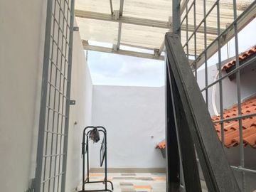Jual Rumah Mewah 2 Lantai kawasan Pucang Anom Surabaya