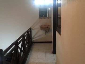 Jual Rumah Mewah 2 Lantai kawasan Pucang Anom Surabaya