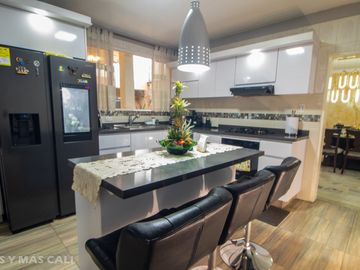 Casa en venta en Cali. Cod V5719