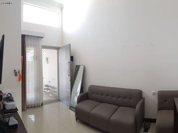 Rumah Sukolilo Dian Regency 2 Hadap Utara