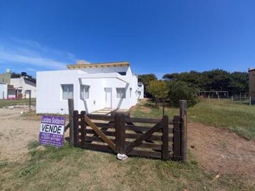 Deptos a estrenar a 1 cuadra del mar (1314)