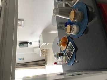Departamento MONOAMBIENTE  en VENTA O PERMUTA, ACEPTA MENOR VALOR EXCELENTE UBICACION.