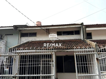 RUMAH LOKASI STRATEGIS KAWASAN SRENGSENG KEMBANGAN JAKARTA BARAT LINGKUNGAN AMAN TENANG TIDAK BANJIR