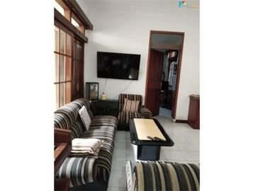 DIJUAL RUMAH PINGGIR JALAN RAYA DI KOPO PERMAI BANDUNG