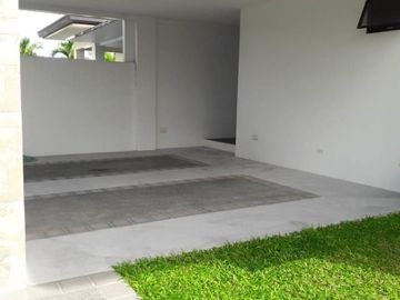 Elegant House with Swimming Pool for SALE in Angeles City Near Clark