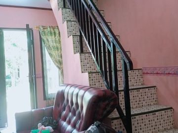 Rumah 2 Lantai & Kontrakan 2 Pintu Di Unyur Serang Banten