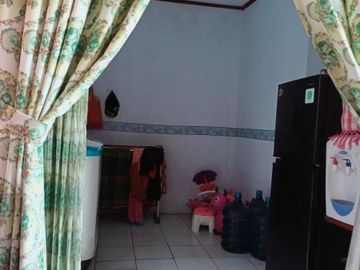 Rumah 2 Lantai & Kontrakan 2 Pintu Di Unyur Serang Banten