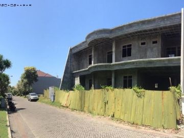 Rumah Laguna Regency, Pakuwon City Hadap Utara Row Jalan 3 Mobil