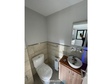 VENTA DUPLEX 3 AMBIENTES CON COCHERA A ESTRENAR z/ PINOS DE ANCHORENA