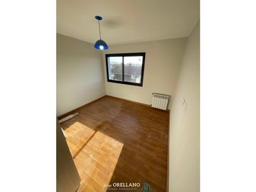 VENTA DUPLEX 3 AMBIENTES CON COCHERA A ESTRENAR z/ PINOS DE ANCHORENA