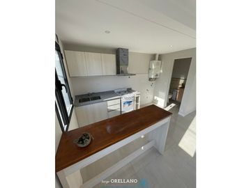 VENTA DUPLEX 3 AMBIENTES CON COCHERA A ESTRENAR z/ PINOS DE ANCHORENA