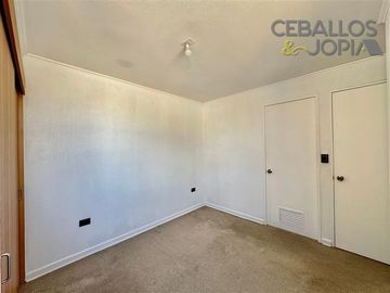 Departamento en venta de 3 dorm. en Villa Alemana