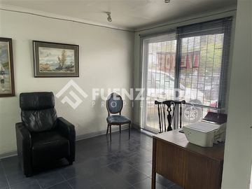 Oportunidad Local Comercial Punto estratégico en Av. Ossa
