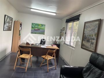 Oportunidad Local Comercial Punto estratégico en Av. Ossa