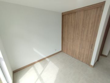 apartamento en venta en alfaguara. Cod V114441